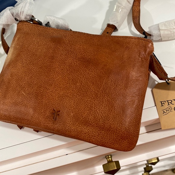 FRYE AND CO. Handbags - Women’s FRYE leather crossbody purse. NWT